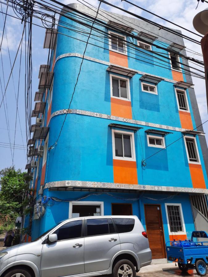 Blue Nest Apartment Манила Экстерьер фото